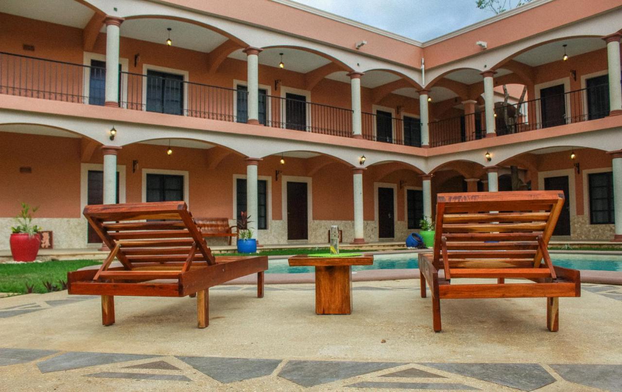 Hotel Los Frailes, Valladolid, Yucatan バリャドリッド エクステリア 写真